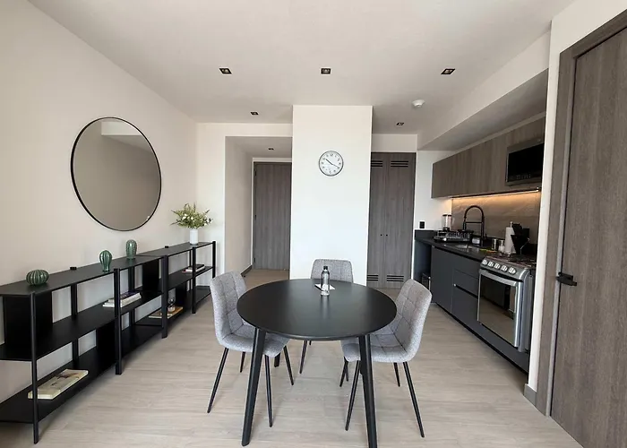 Modern Living In Be Grand Del Valle Apartamento