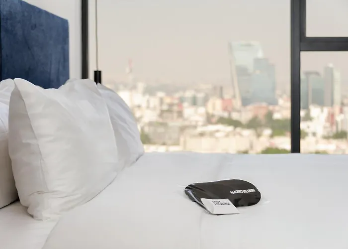 Modern Living In Be Grand Del Valle Apartamento